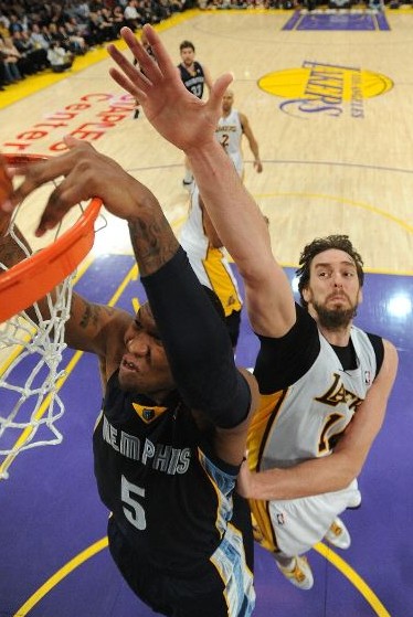 【中甲】19次射门仍遭绝杀，广州队保级后遭遇两连败.